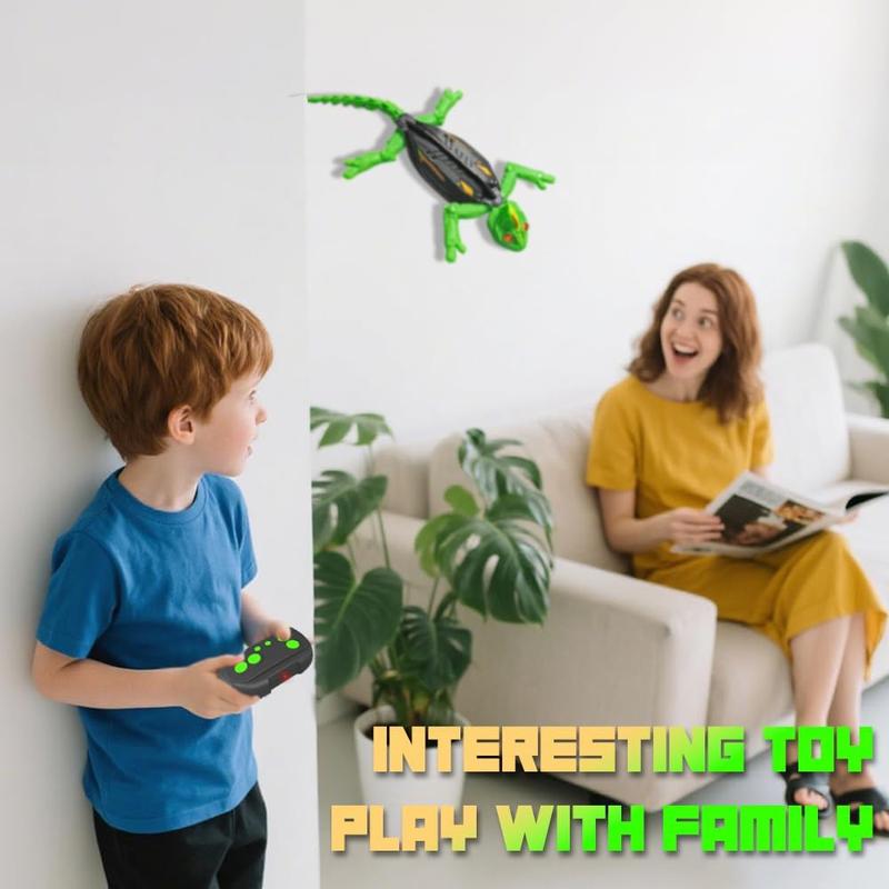 Wall Crawling Gekko